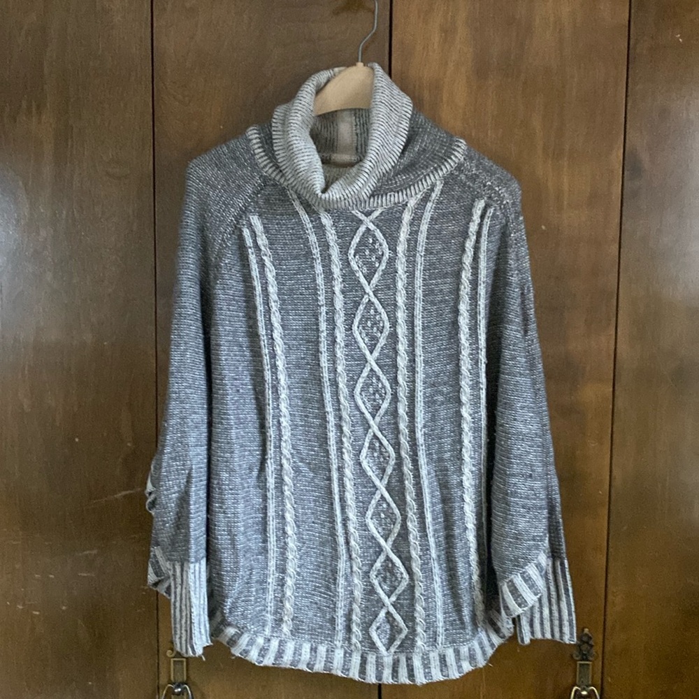 YOON wool blend batwing sweater size S. EUC